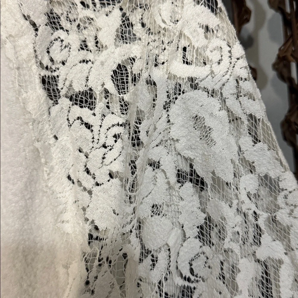 Eyeshadow Winter White Lace Back Knit Top 2X Cozy Boho Sweatshirt Style.